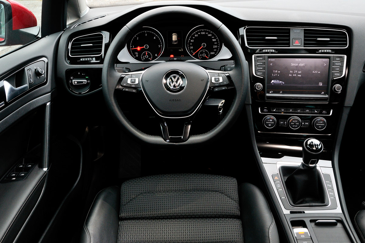 Volkswagen Golf Mk7 interior