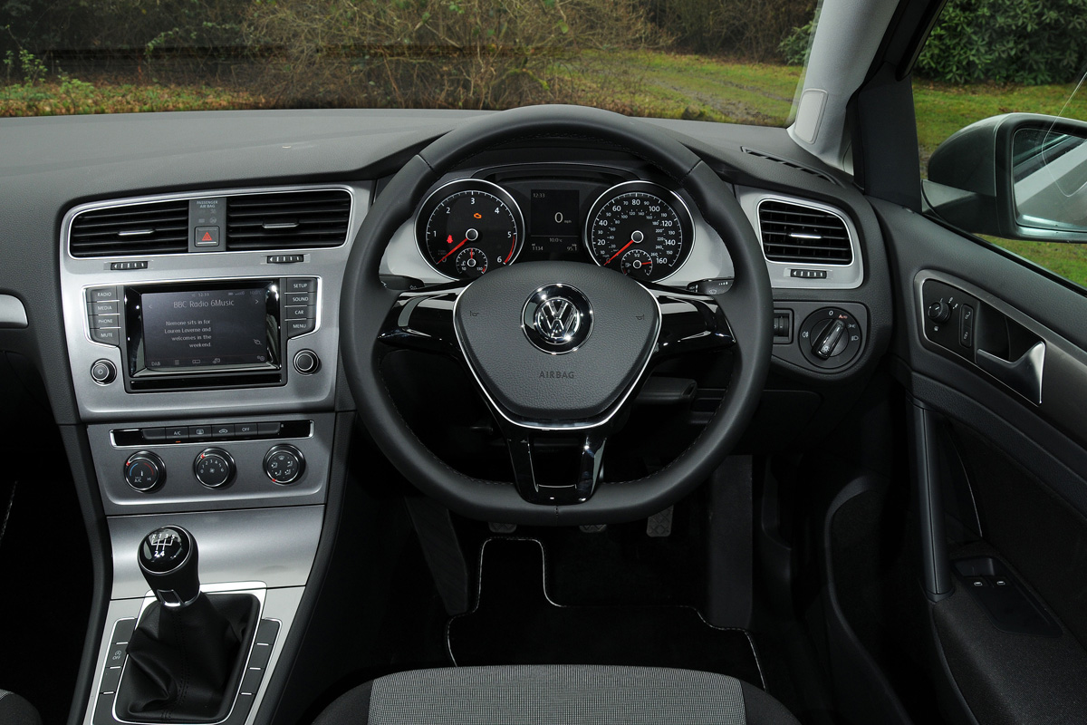 Volkswagen Golf interior