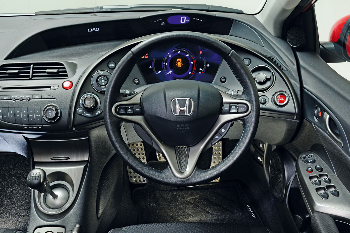 Honda Civic Mk8 - dash