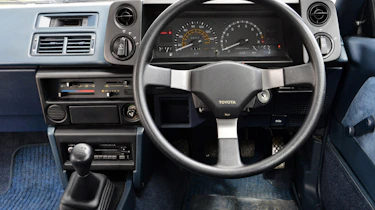 Toyota AE86 interior