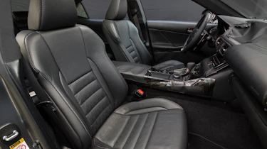 Lexus CT200h interior