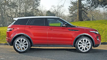 Range Rover Evoque side profile