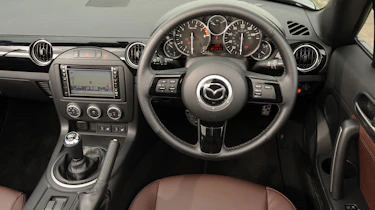 Mazda MX-5 interior