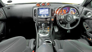 Nissan 370Z interior