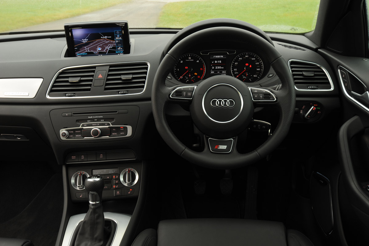 Audi Q3 interior
