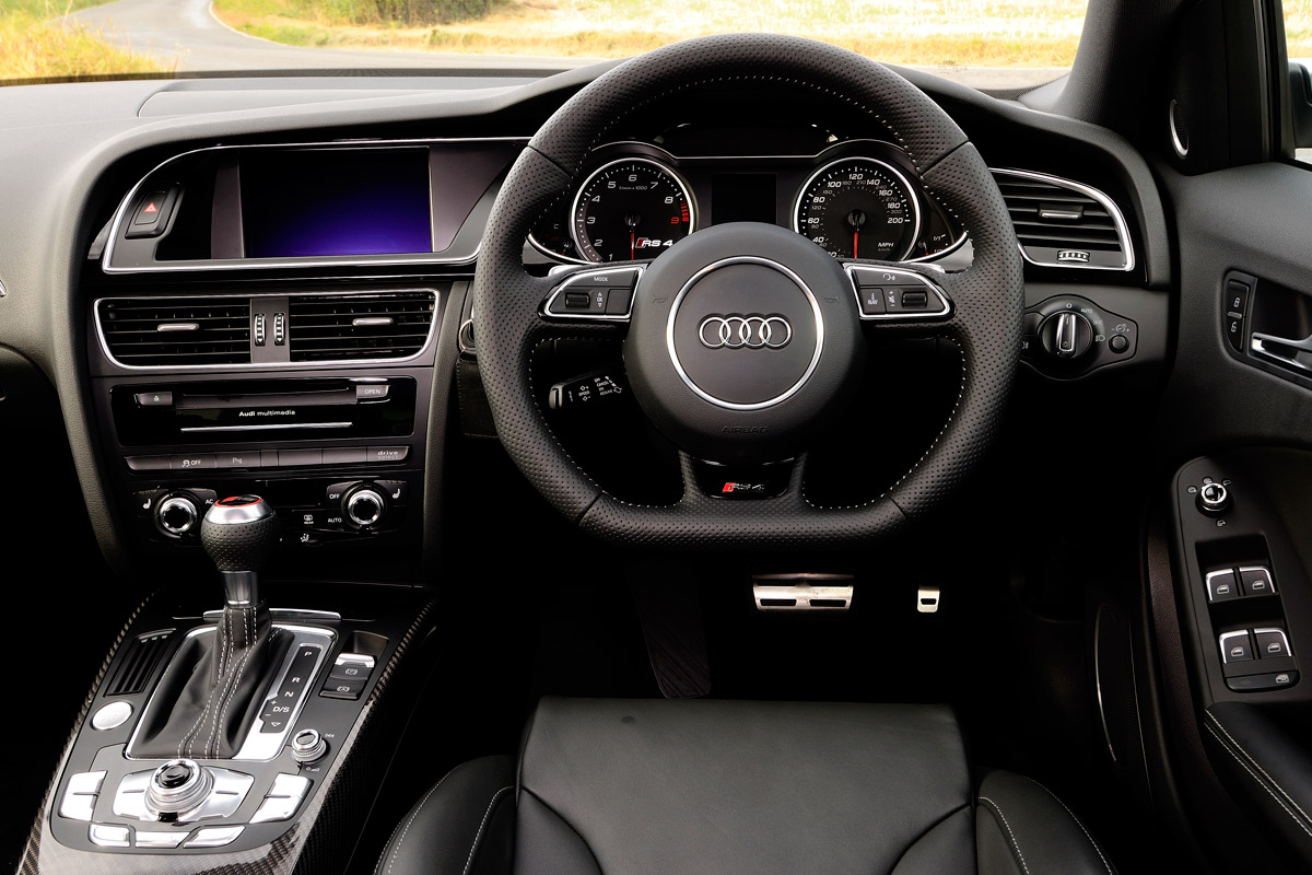 Audi RS4 interior