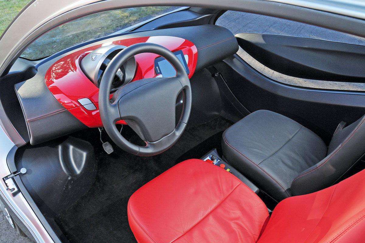 Tata Pixel interior