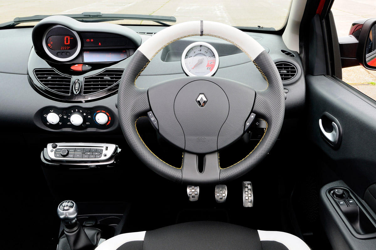 Renaultsport Twingo 133 interior
