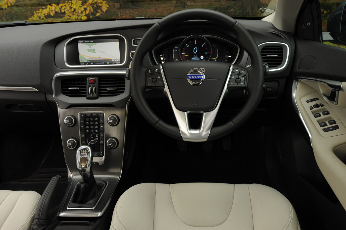 Volvo V40 D3 interior