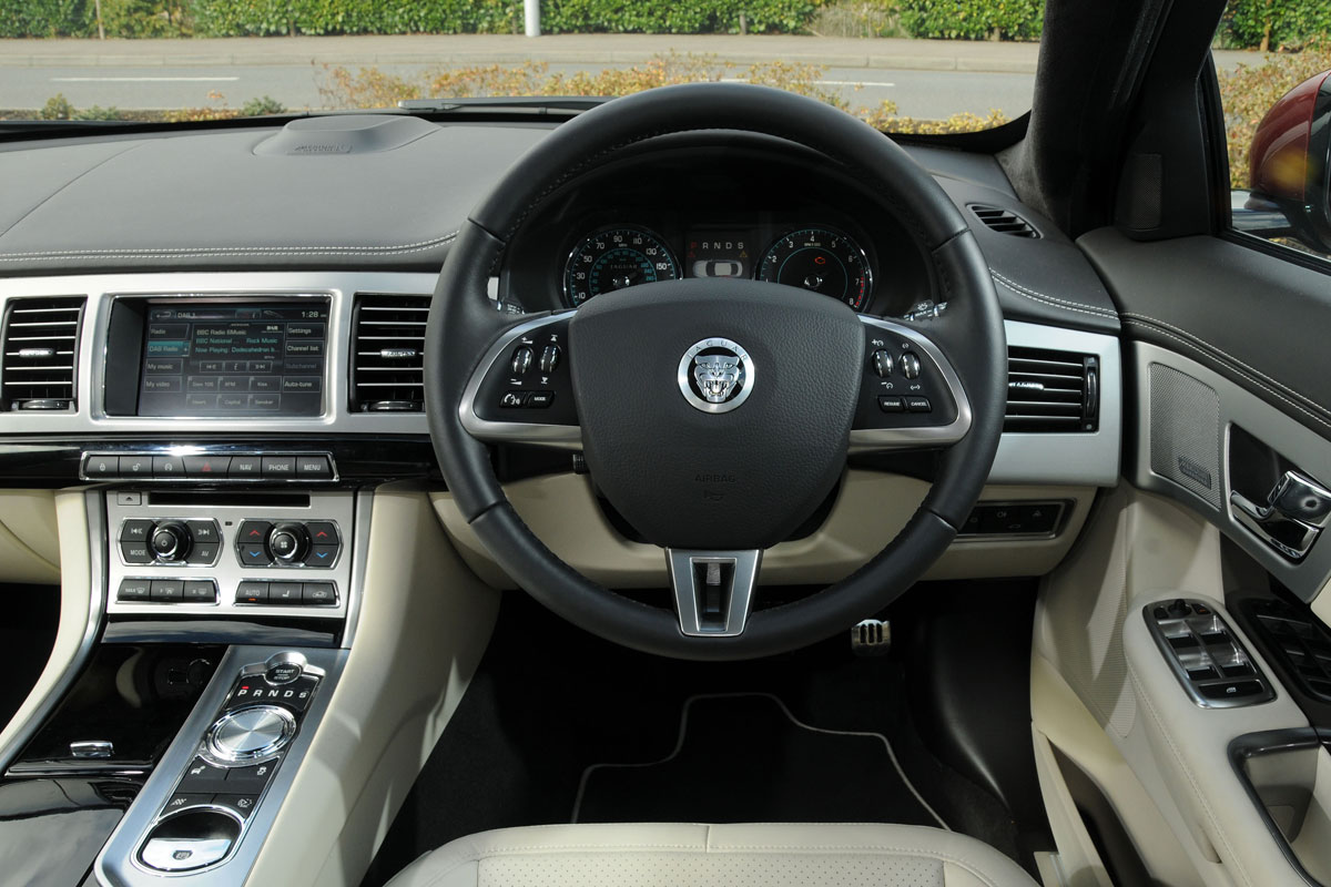 Jaguar XF interior