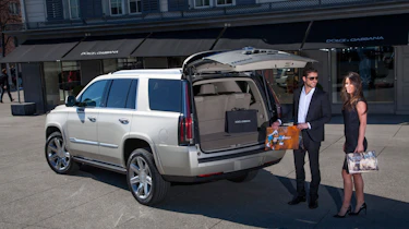 Cadillac Escalade 2015 - rear boot open