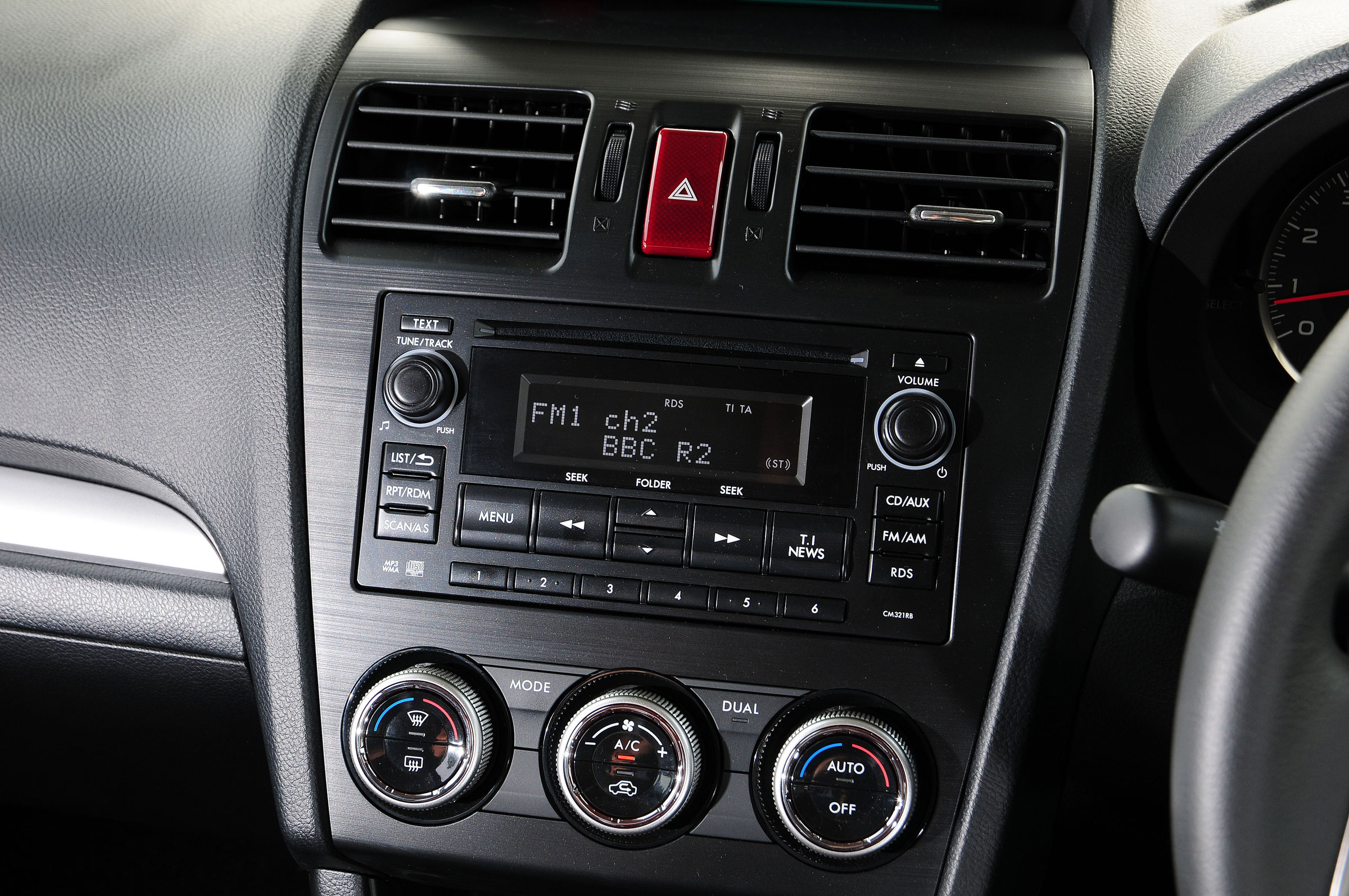 Subaru Impreza centre console