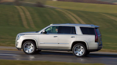 Cadillac Escalade 2015 - side