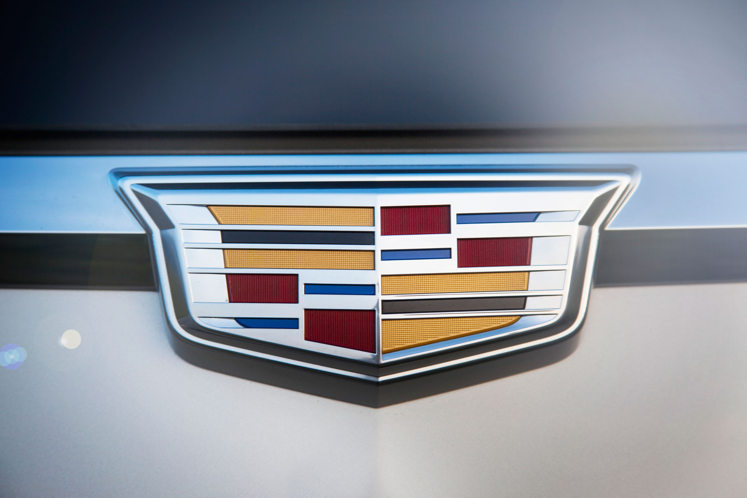 Cadillac Escalade 2015 - badge