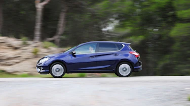 VW Polo BlueMotion - front cornering