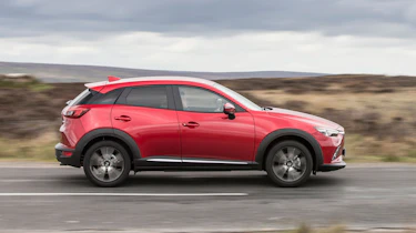 Mazda CX-3 - side