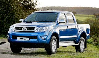 Toyota Hilux - static front corner