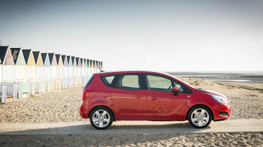 Vauxhall Meriva 2014 facelift - side