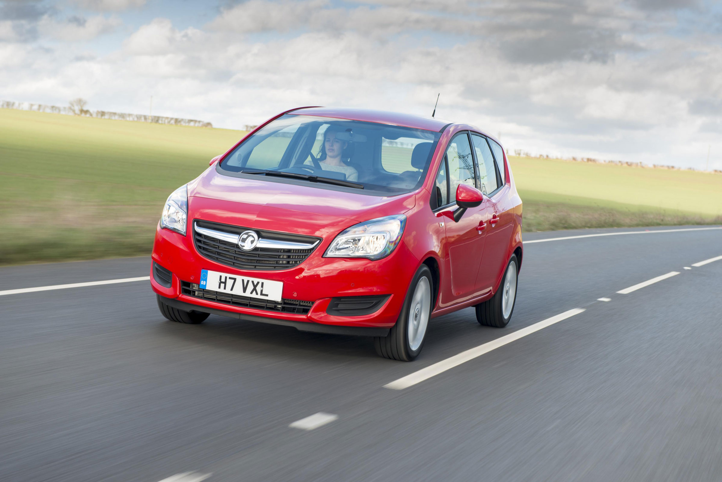 Vauxhall Meriva 2014 facelift - tracking