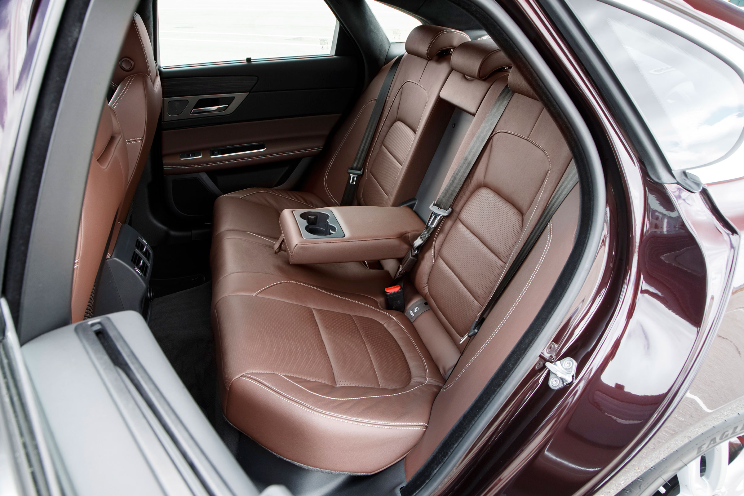 Jaguar XF Portfolio - rear seats