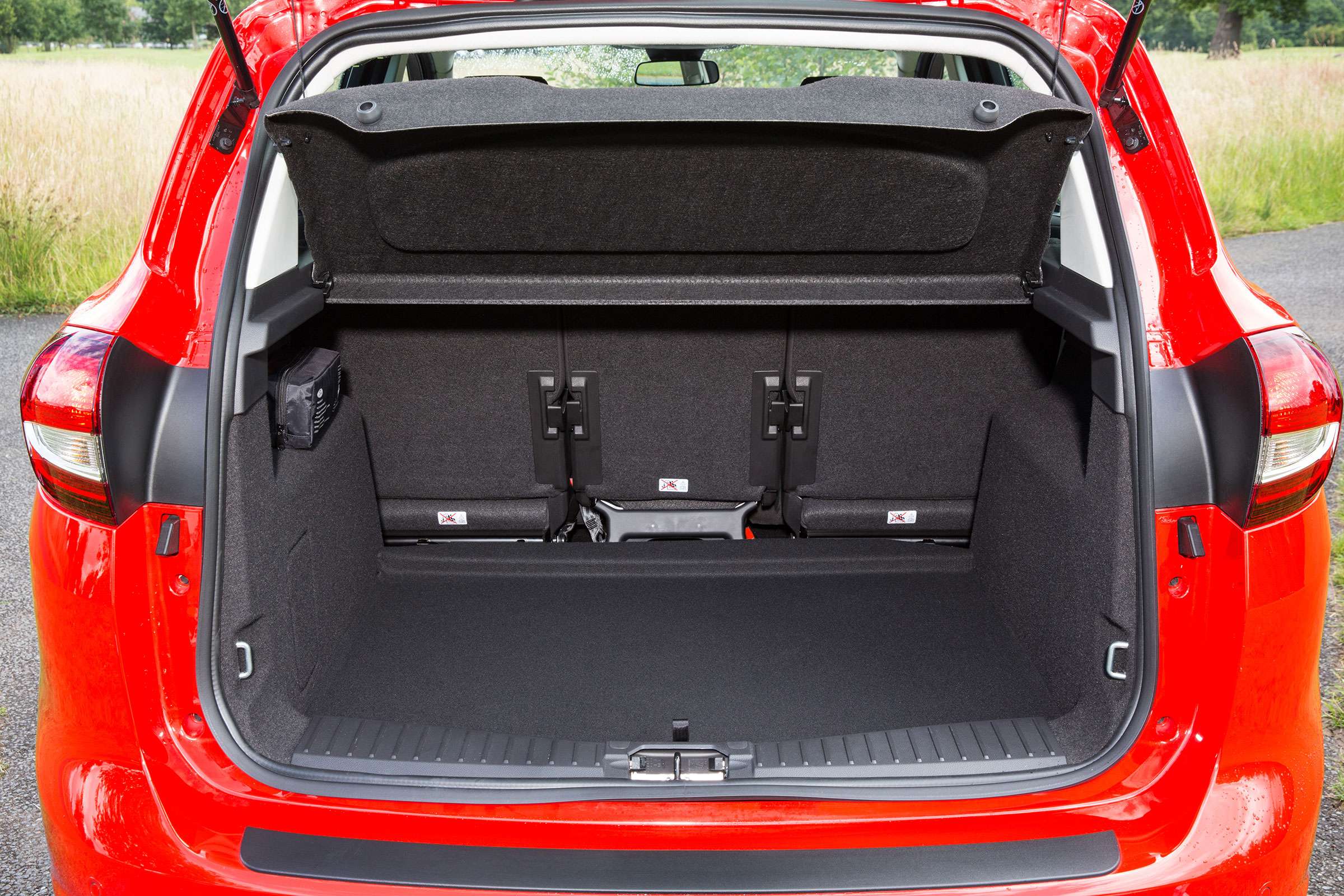Ford C-MAX - boot