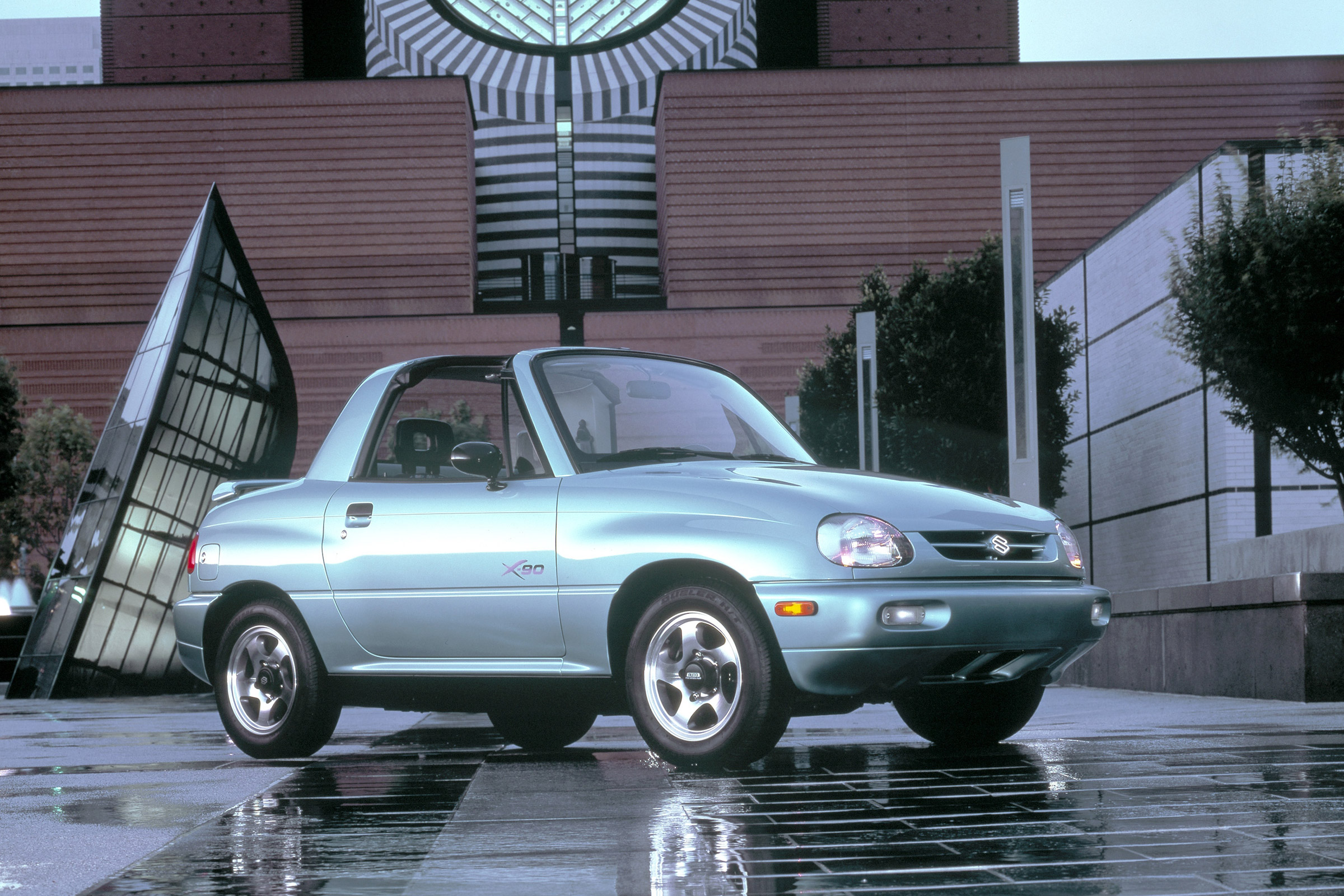 Suzuki X-90
