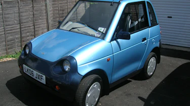 Top 10 worst cars - G-Wiz front quarter