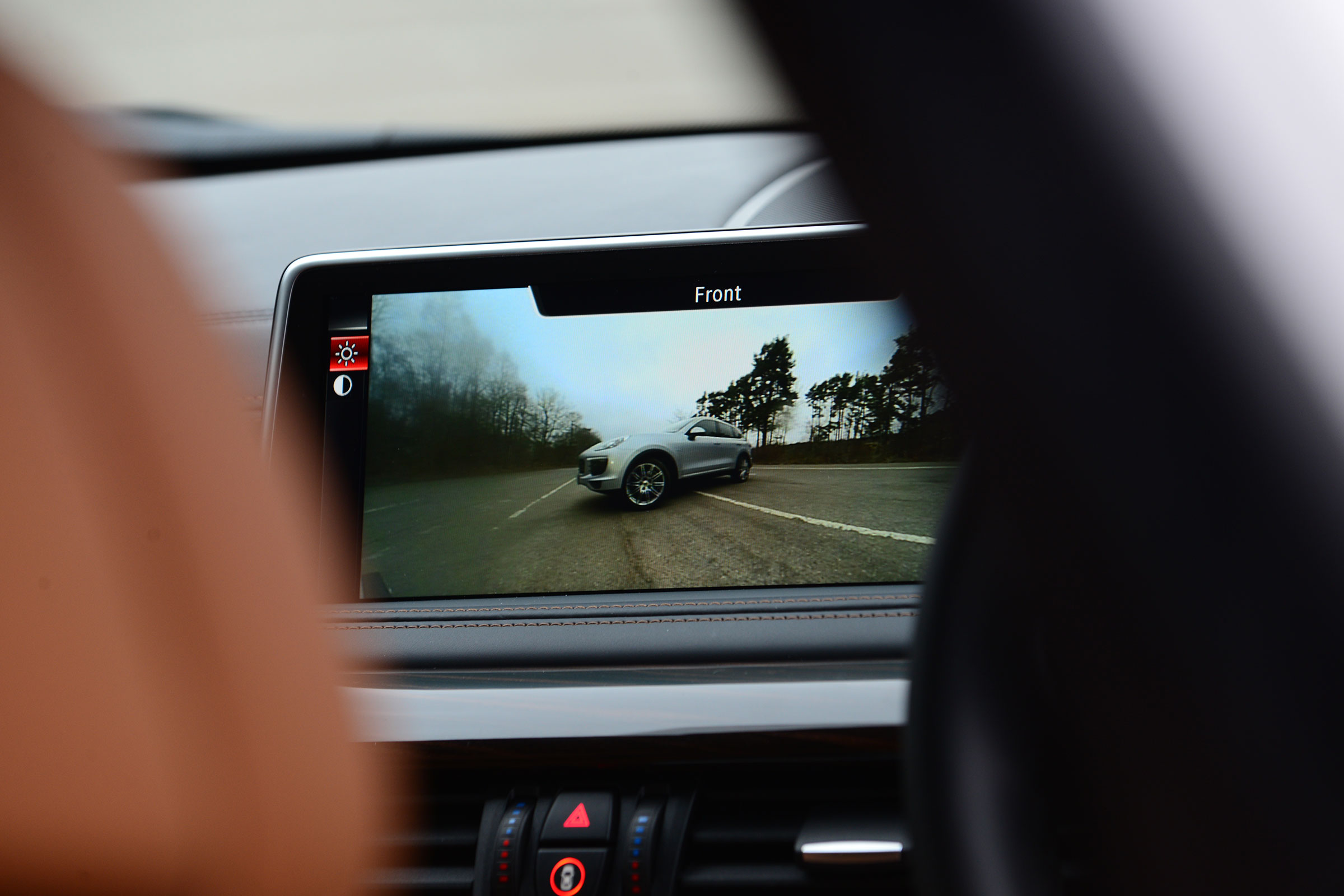 BMW X6 - screen