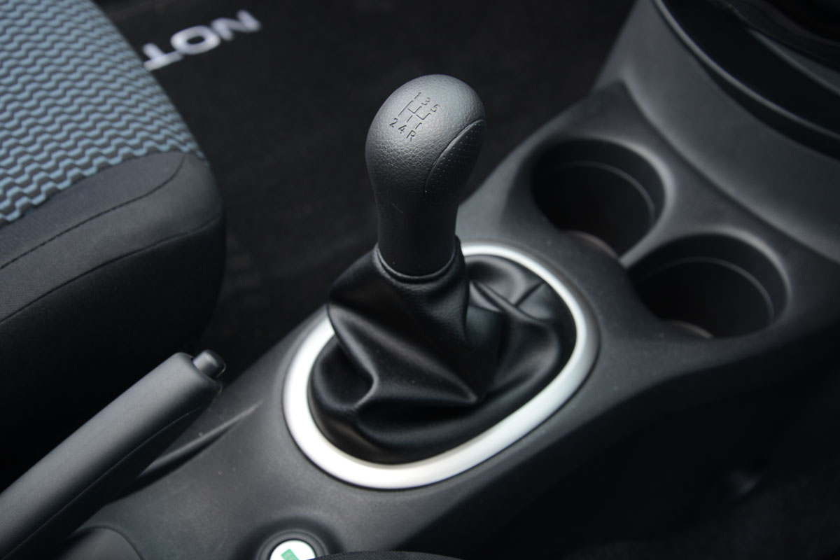 Nissan Note gearlever