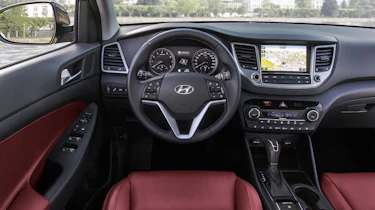 Hyundai Tucson - interior