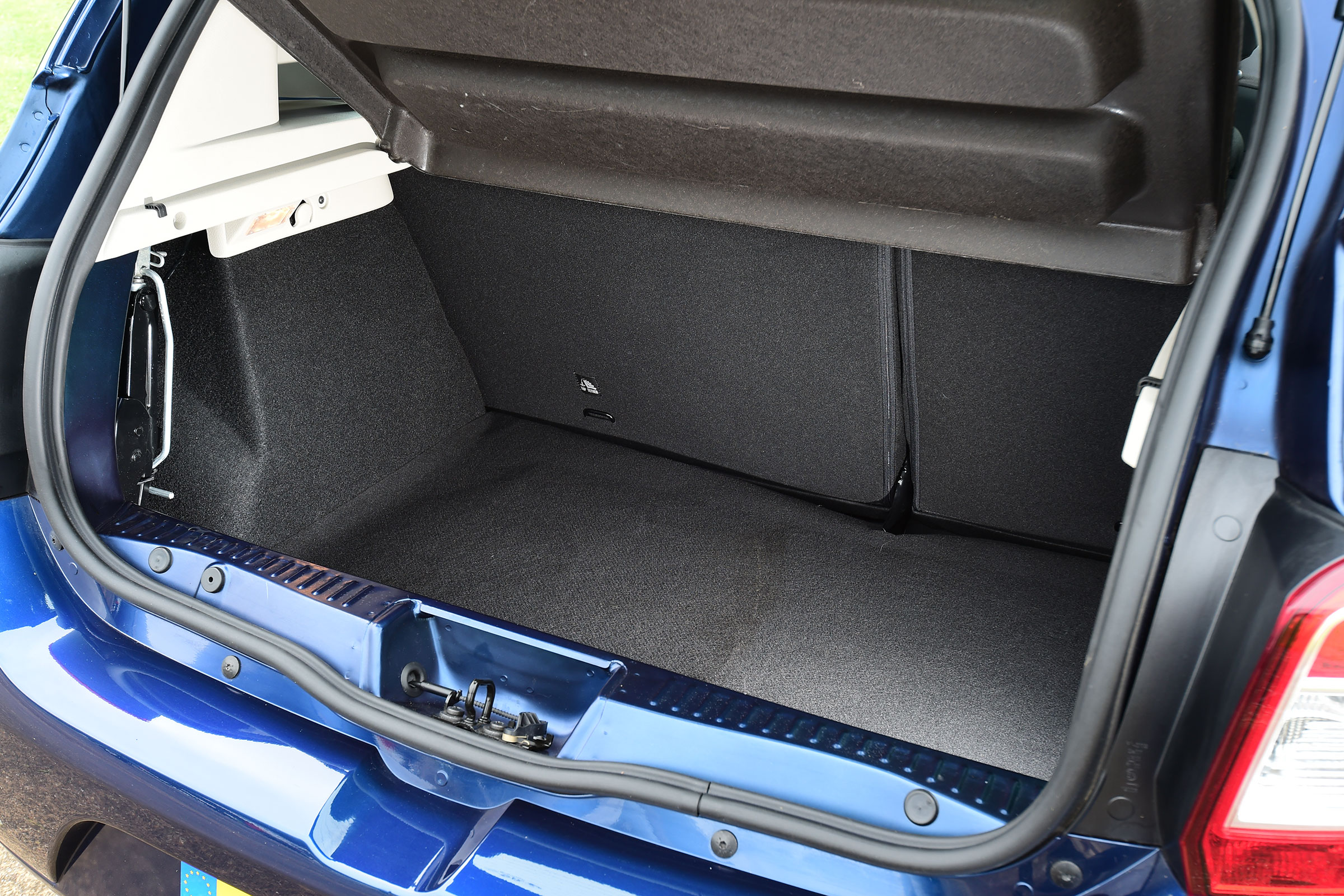 Dacia Sandero - boot