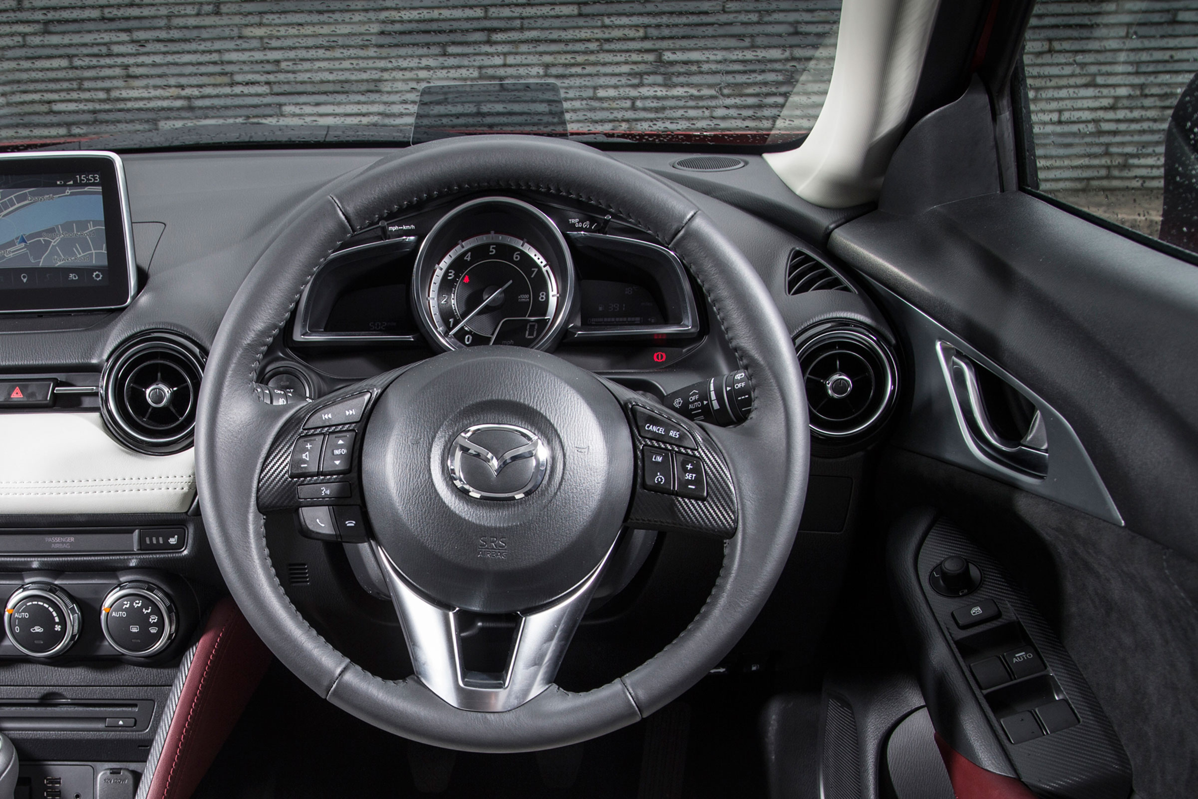 Mazda CX-3 - interior