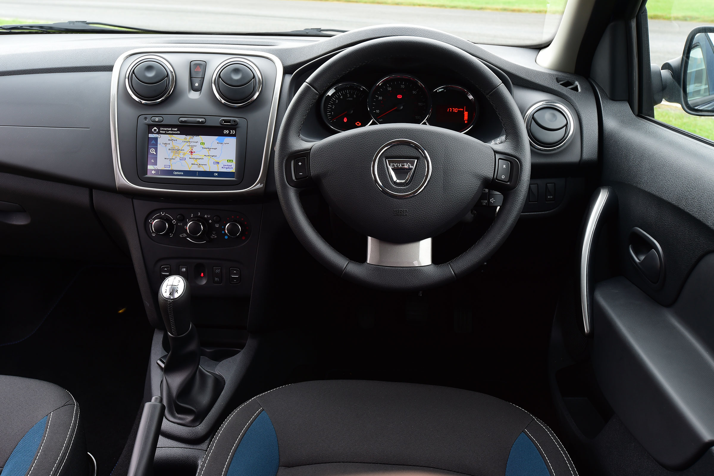 Dacia Sandero - interior