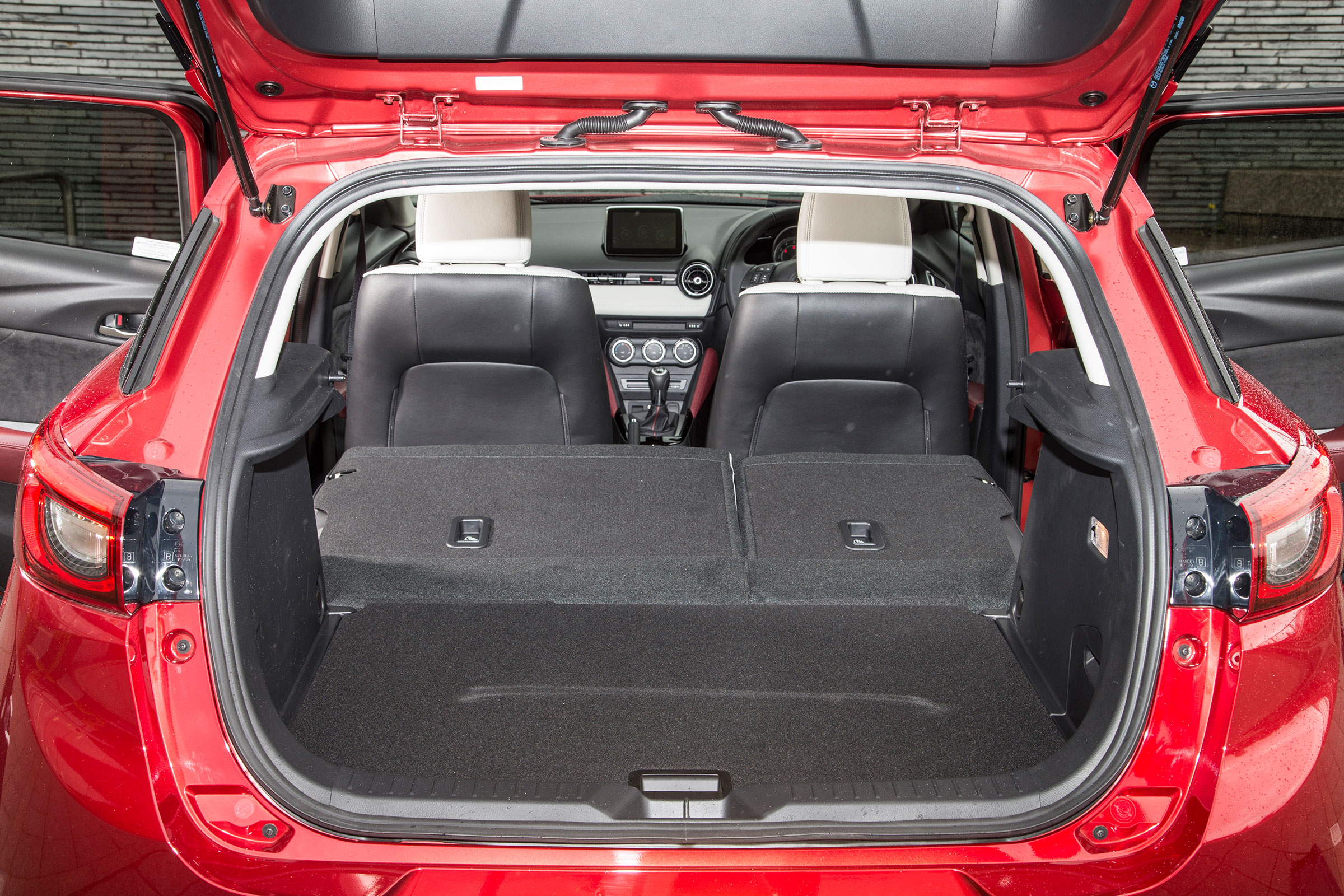 Mazda CX-3 - boot