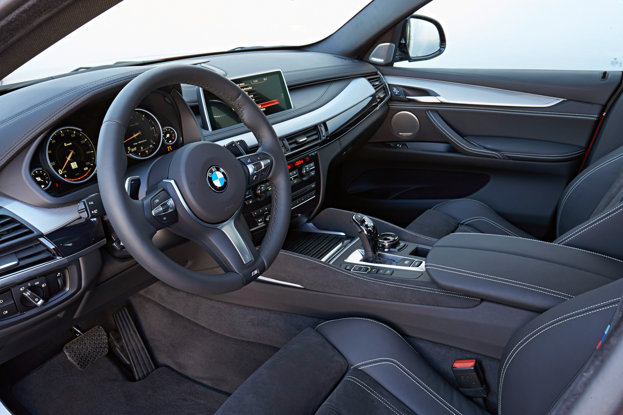 New BMW X6 M50d 2014 interior