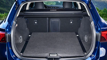 Toyota Avensis Touring Sports - boot
