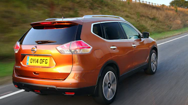 Nissan X-Trail rear tracking