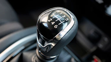 Nissan X-Trail gearstick