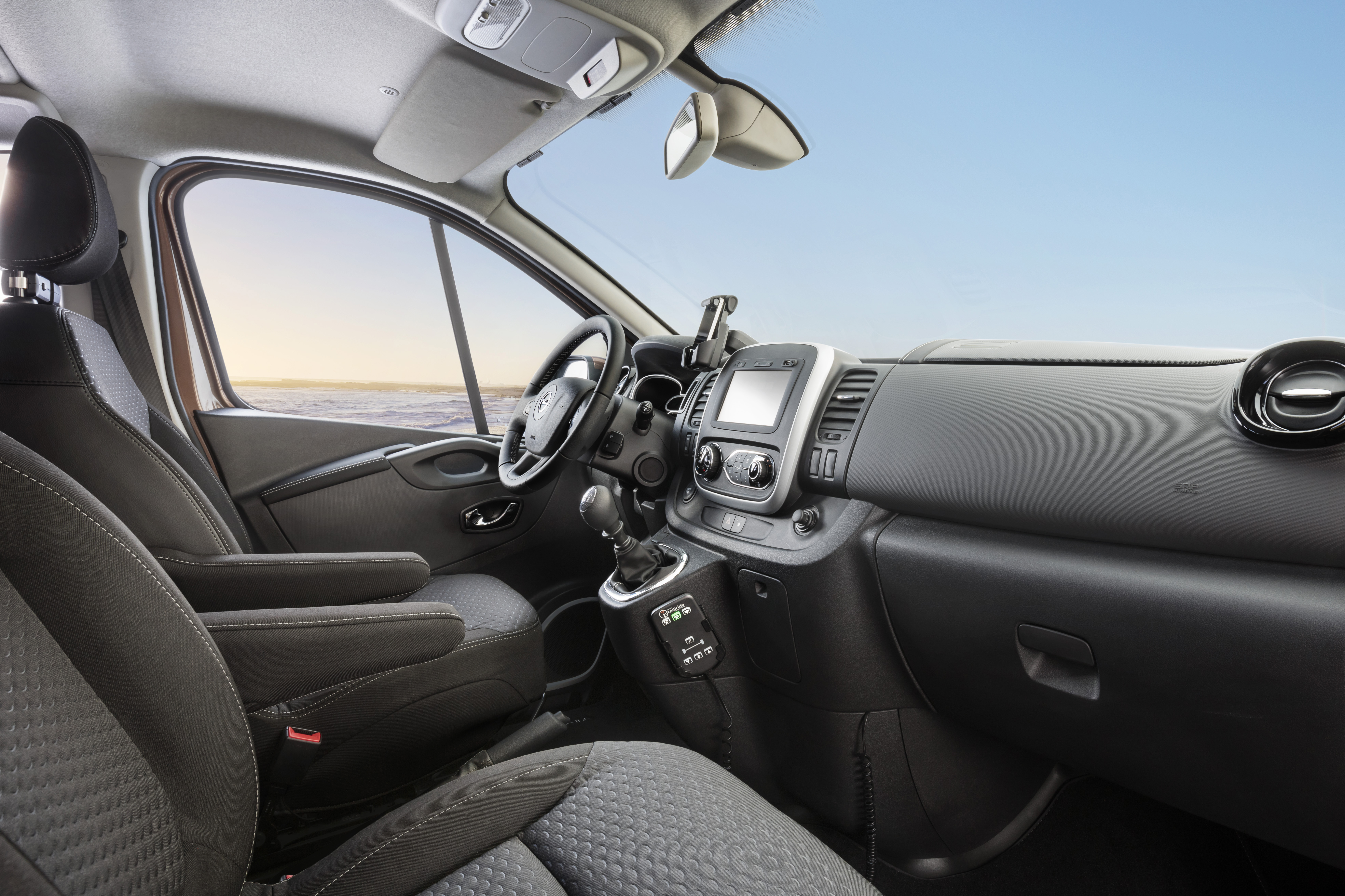 Vauxhall Vivaro Surf Concept - interior