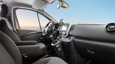 Vauxhall Vivaro Surf Concept - interior