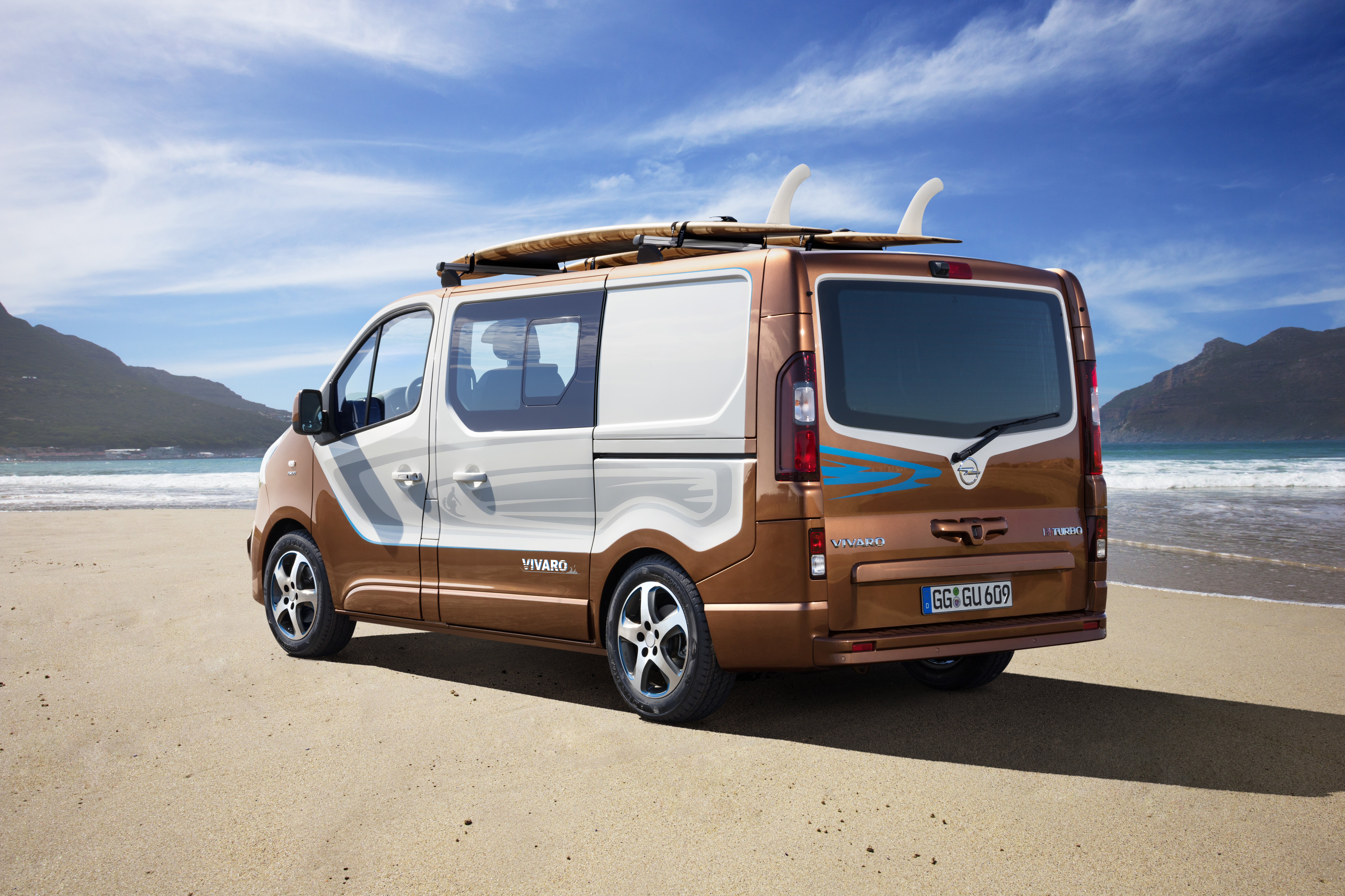 Vauxhall Vivaro Surf Concept - rear three quarter
