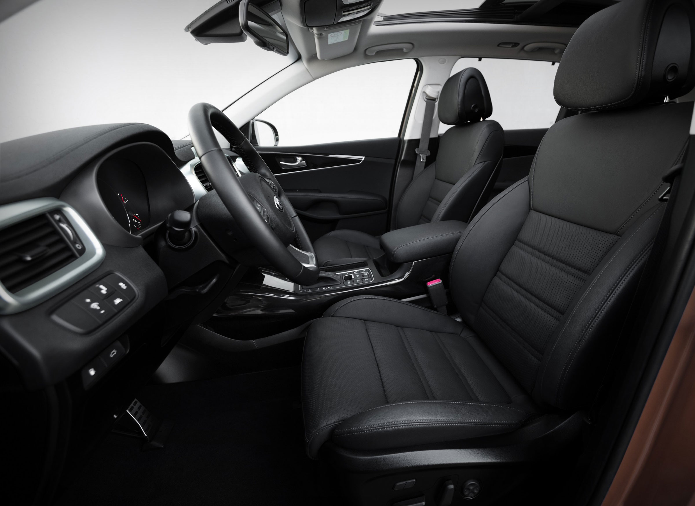 Kia Sorento 2.2 CRDi KX-4 auto - interior