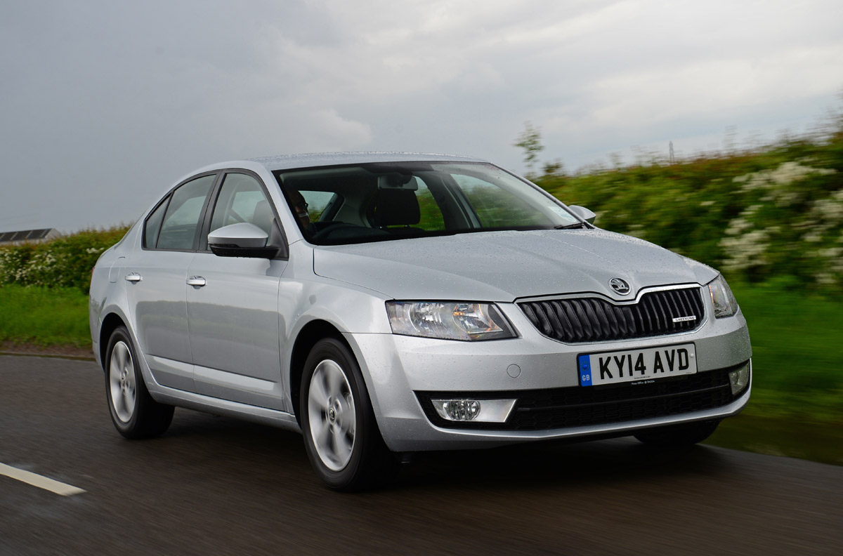 silver skoda octavia