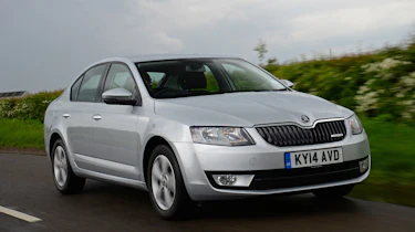 silver skoda octavia