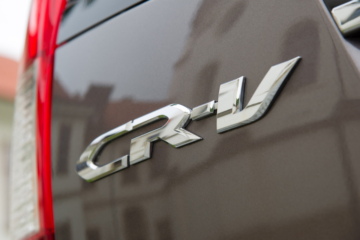 Honda CR-V badge