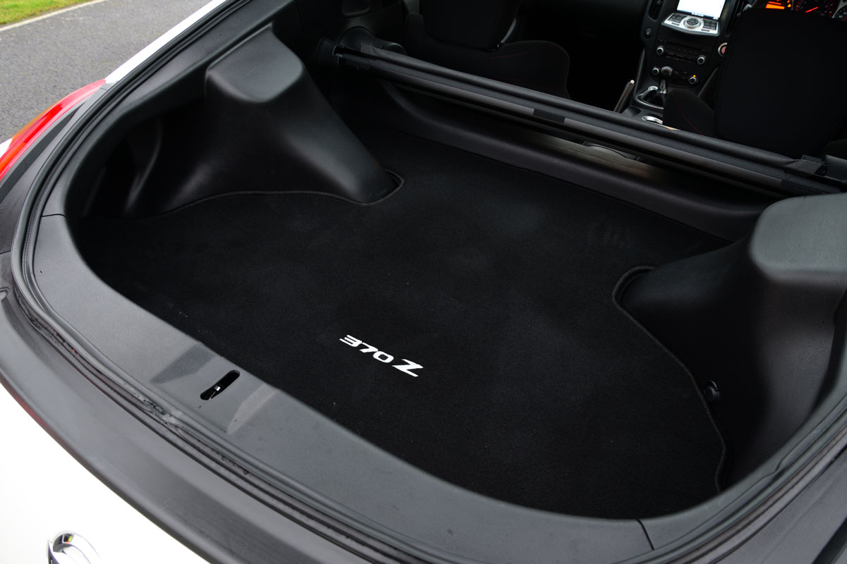 Nissan 370Z Nismo boot space 
