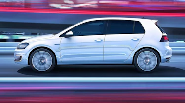 VW Golf GTE profile