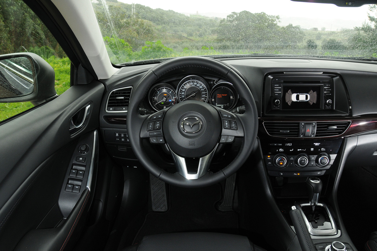 Mazda 6 automatic interior