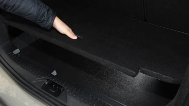 Ford B-MAX boot floor