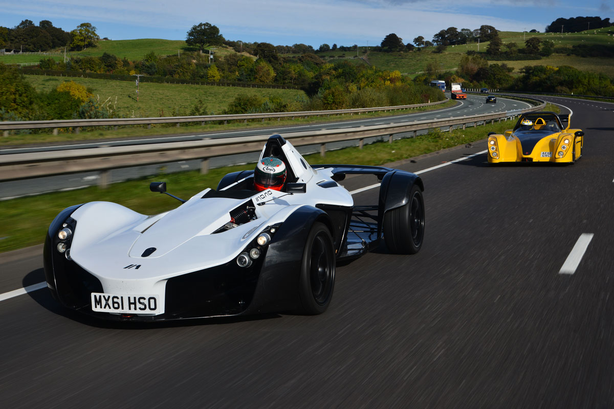 BAC Mono and Radical SR3 SL front tracking